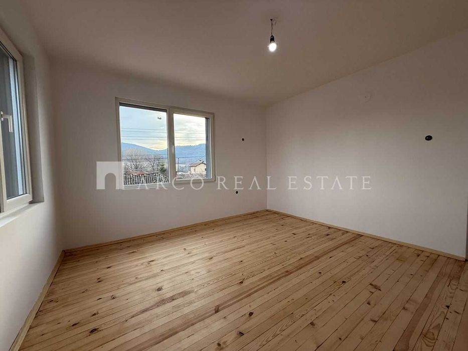 Продава се Къща в с. Богданлия, Област София-област - 160 кв.м за 1613 €/кв.м - Снимка #5