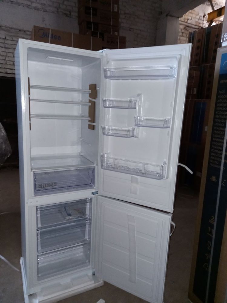 Холодильник  Midea