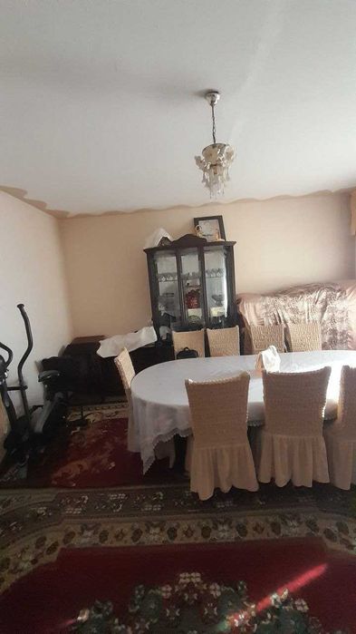 Nazarbek 3.9.9     39000$ SOTILADI