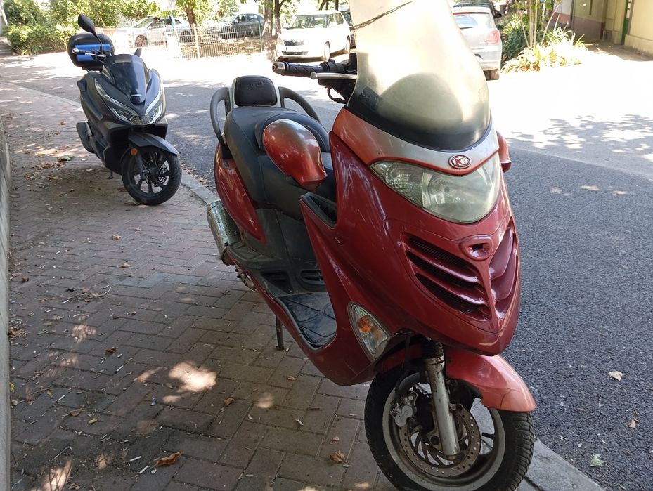 Vând scuter kymco grand dink