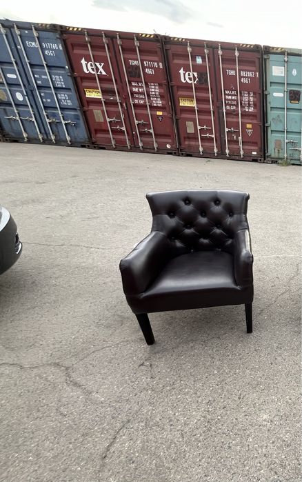 Кресло Честер в идеальном состоянии 2 штуки