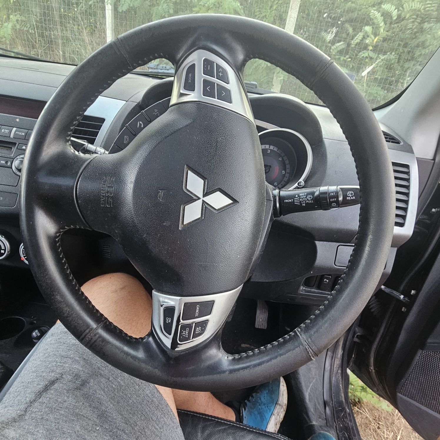 Mitsubishi outlander diamond td на части само .