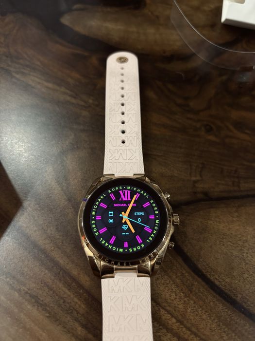 Michael Kors Smart Watch - Gen 6 Bradshaw