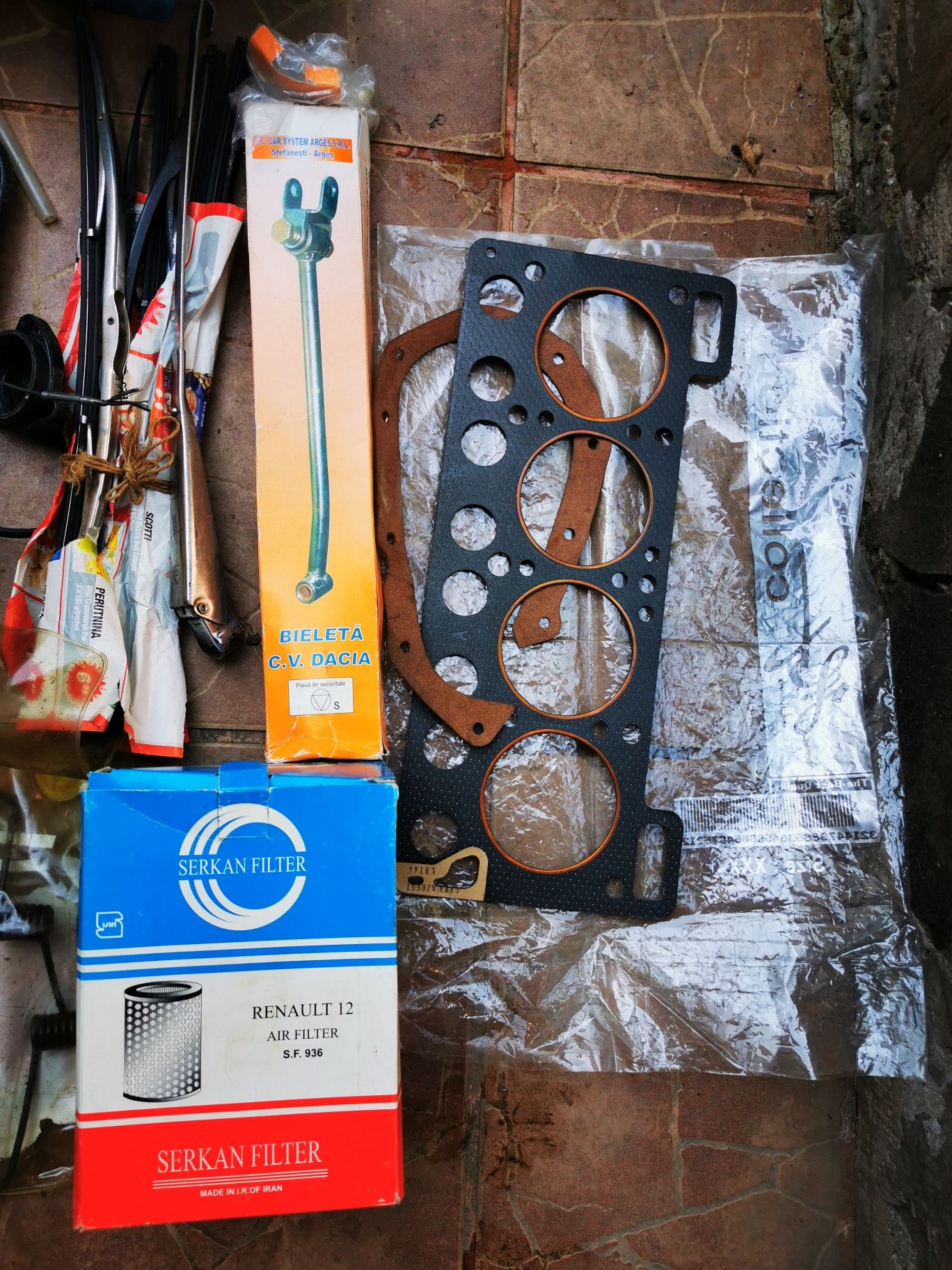 Vand piese de colectie Dacia 1300/1310
