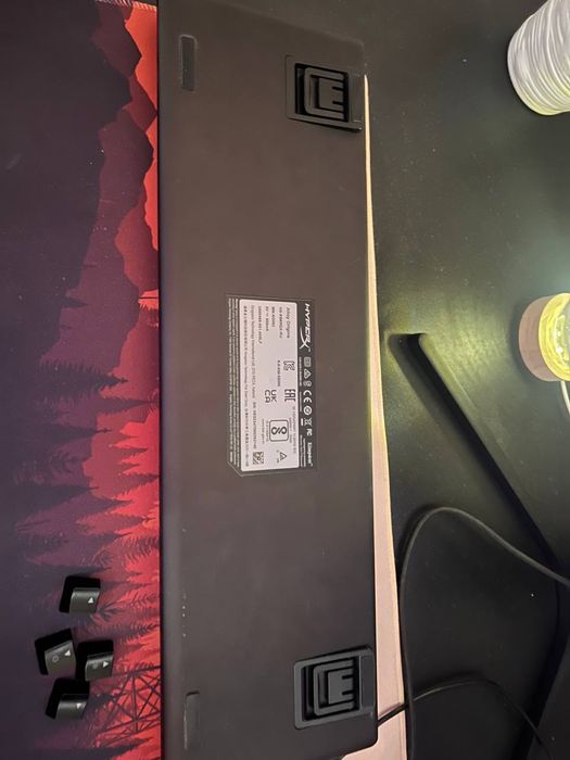 Клавйатура sotiladi