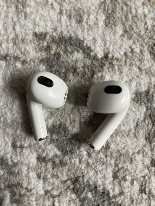 Airpods 3 без кейса, только ушки