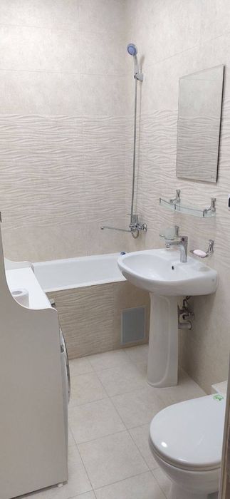 Максим горький Дагестанская срочно сдам евроквартиру