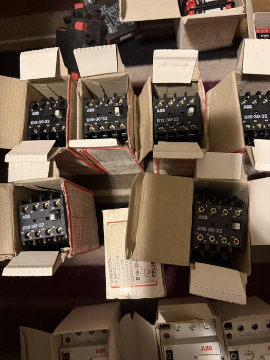 Contactoare si relee