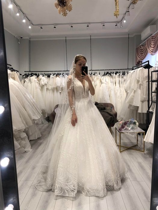 Свадебное платье