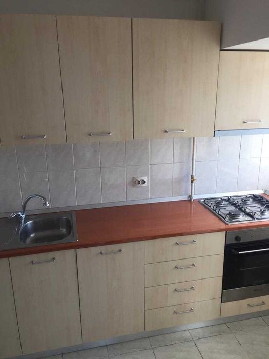 Inchiriez apartament 3 camere decomandat, Nerva Traian