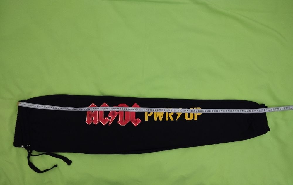 Pantaloni originali AC / DC bun pt.  marimi L, XL
