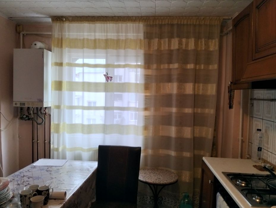 Proprietar închiriez apartament cu doua camere decomandat