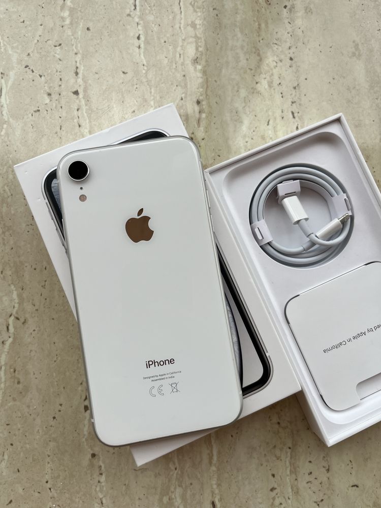 Vand Iphone XR White , Baterie 89%