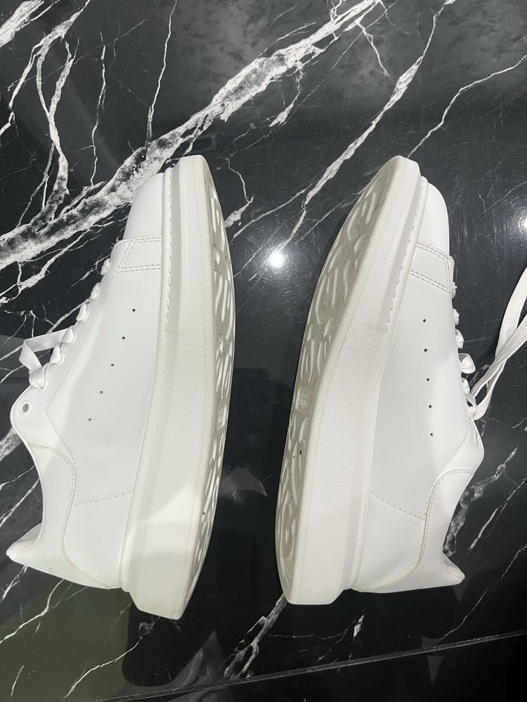 Обувки Alexander McQUEEN