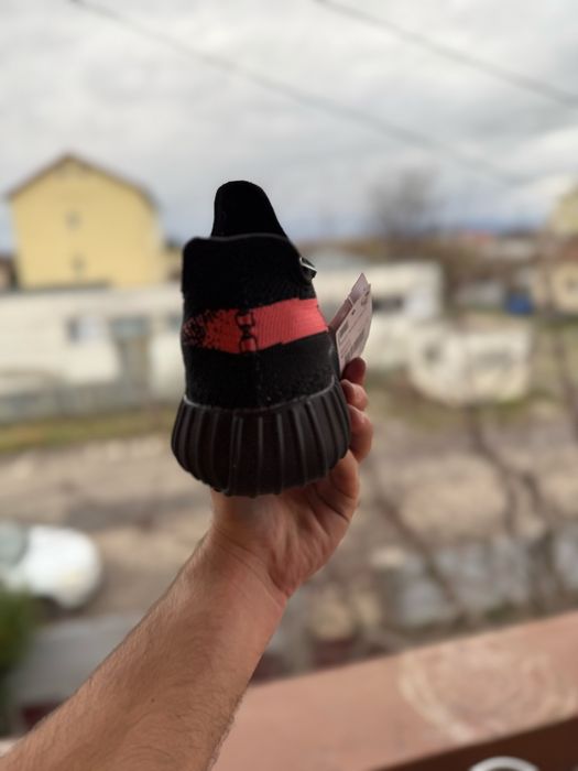Yeezy 350V2 Core Red marimea 39