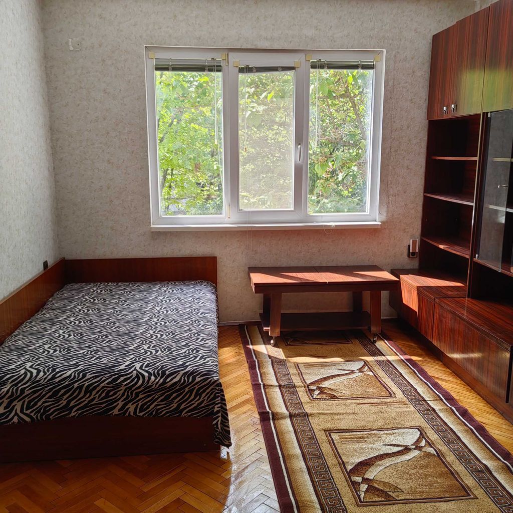 Дава се под наем Двустаен апартамент в Русе, Здравец - 50 кв.м за 255 € - Снимка #1