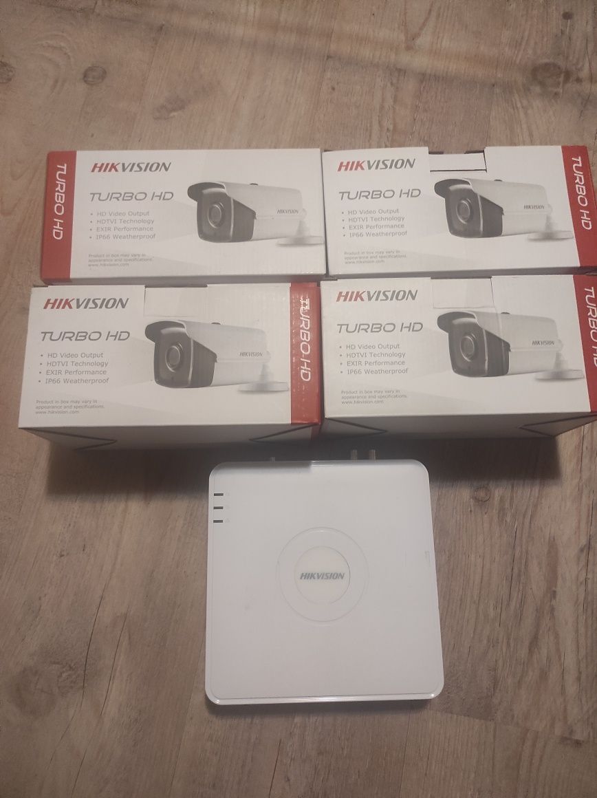 Камери за видеонаблюдение Hikvision 2MP  комплект