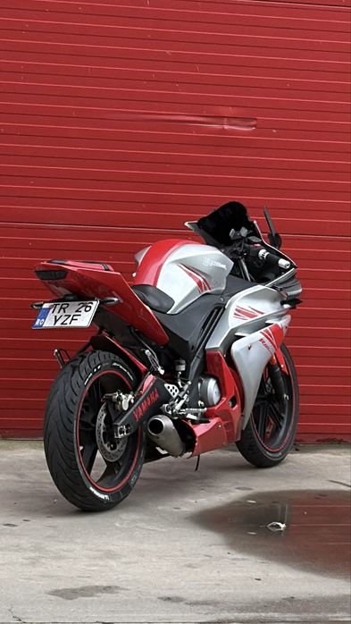 Yamaha YZF-R125 2012