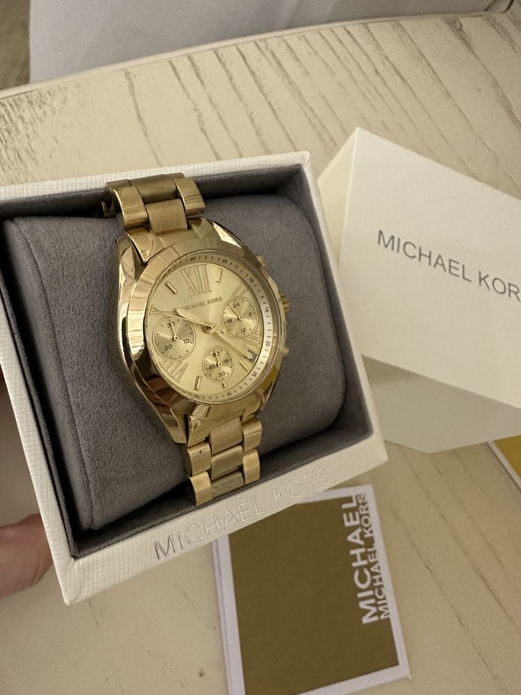 Новые часы Micheal Kors