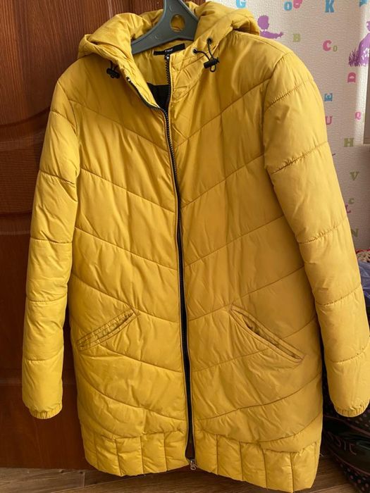 Куртка демисезон! В отличном состоянии, покупали во Вьетнаме.