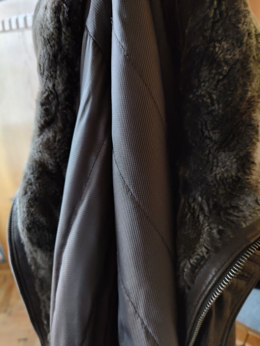 Geaca de piele nabuc