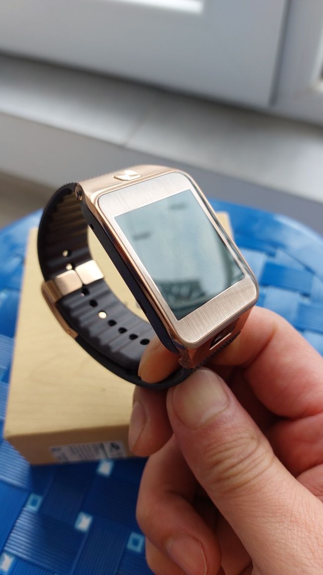Часы Samsung Gear 2