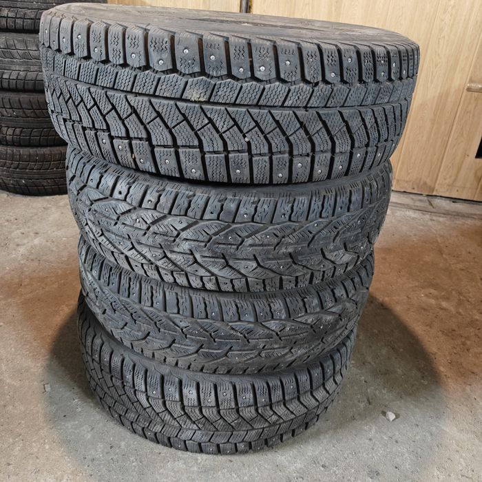 R15 195/65 Комплект зимней шипованной резины