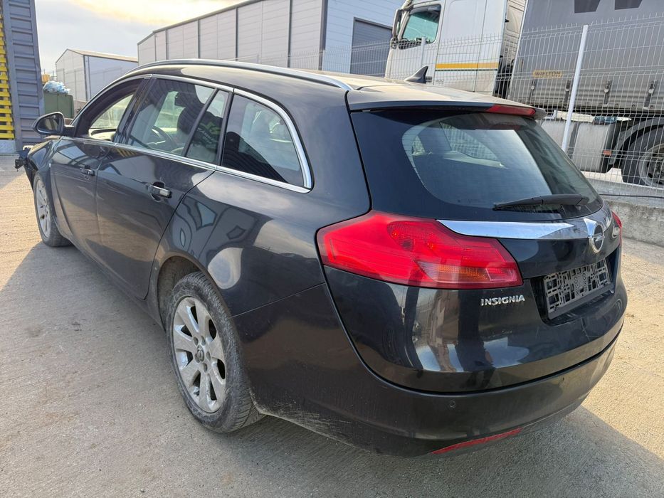 Dezmembrez / Dezmembrari / Piese / Accesorii Opel insignia break 2009 2.0 cdti a20dtj volan stanga