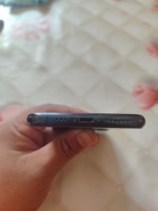 Iphone 11 Pro Yashil, 64 gb.