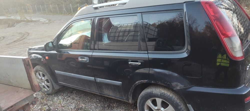 Vând Nissan X-Trail