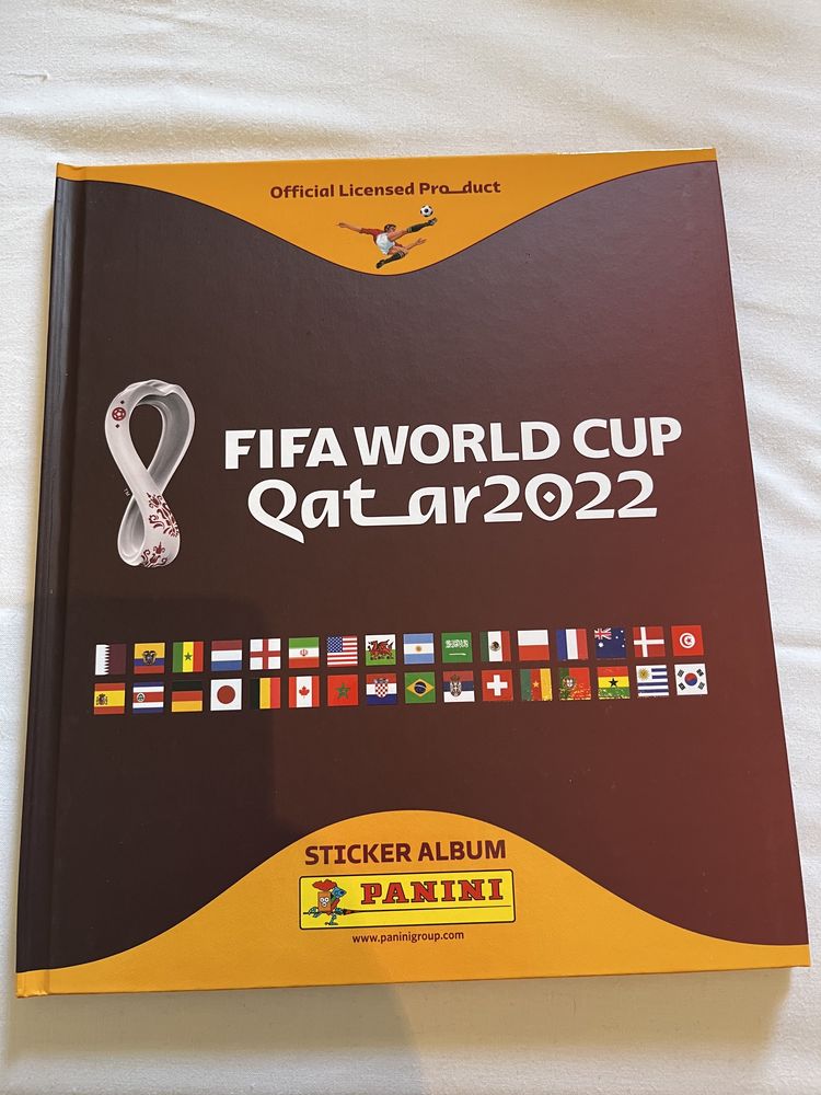 Album cartonat Panini WC 2022 + set complet nelipit 638 stickere