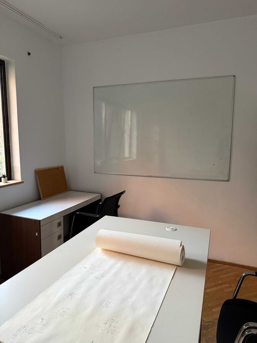 Săli pentru educație, consiliere și workshopuri