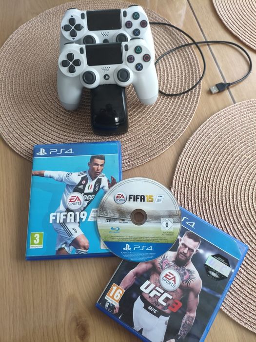 PlayStation 4 slim alb cu 3 jocuri +2 controllere