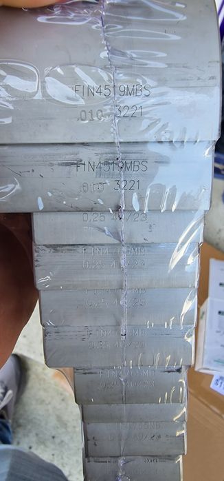 Cuzineti biela palier  st r1.r2.r3 UTILAJE agricole

FIAT

TRACTOR

Se