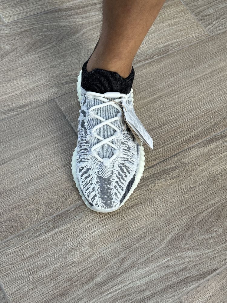 Adidasi ORIGINALI Yeezy Boost 350 V2 Cmpct