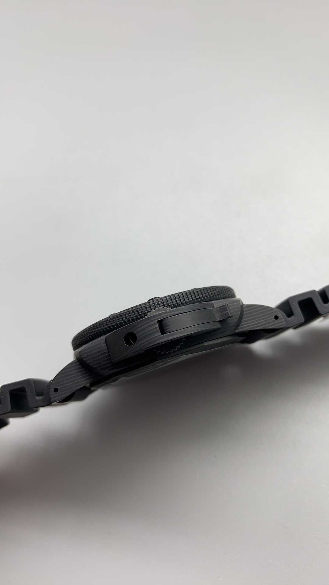Автоматичен мъжки часовник PANERAI Submersible Carbotech 42