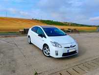 Toyota prius 3 hibrid schimb doar cu motocicleta strada