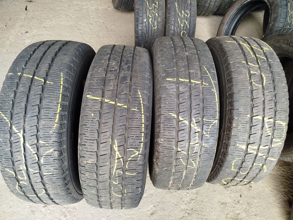 Anvelope 225/70/15C Pirelli