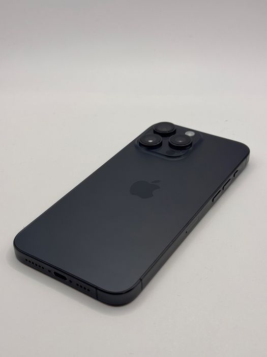 Magazin vinde iphone 15 pro max 256gb 90% Grad A Garantie 24 luni