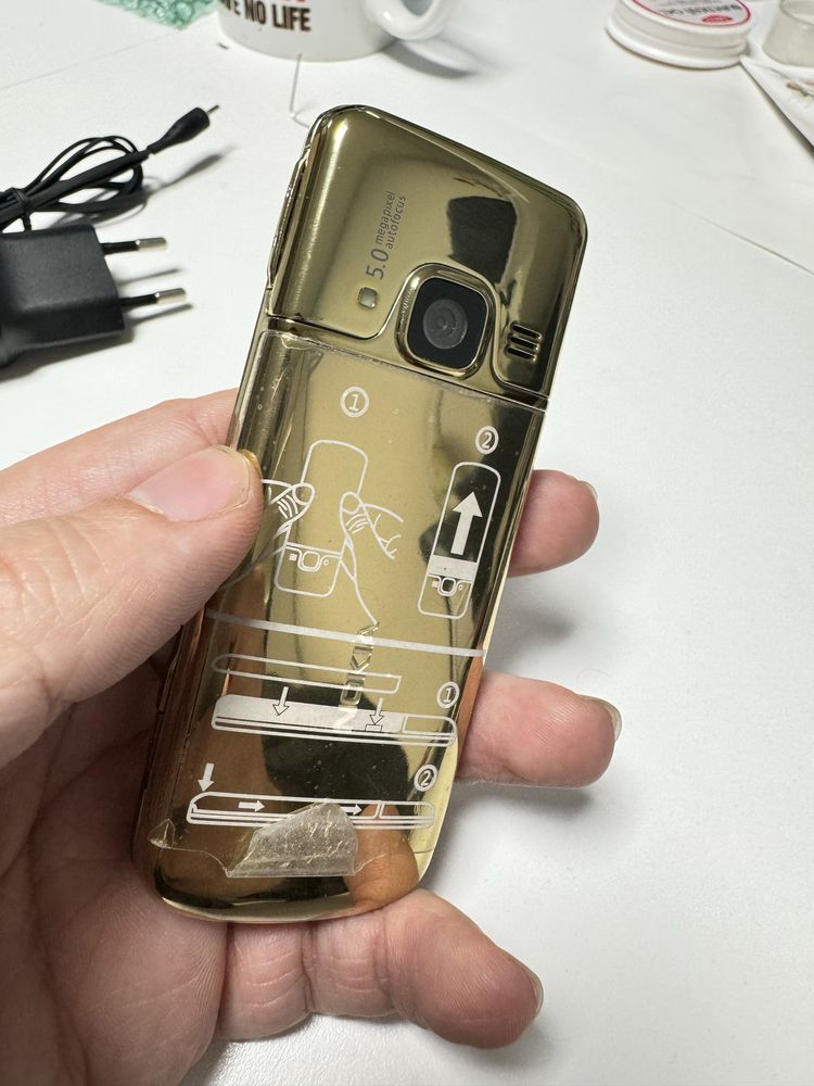 Nokia 6700 gold auriu original pt pretentiosi