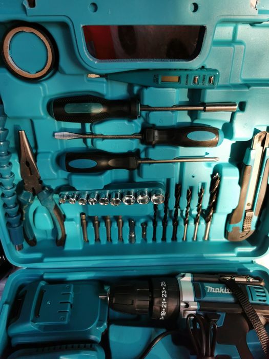 Акумулаторен винтоверт Макита и принадлежности