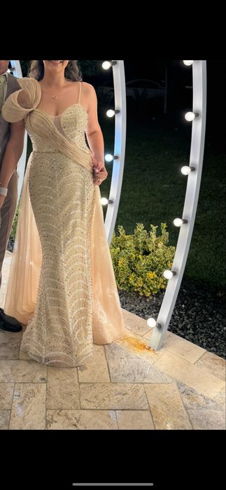 Vand rochie nasa