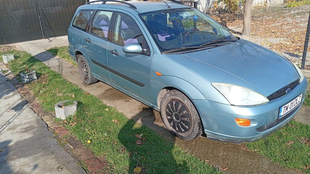 Vînd Ford focus 1,8 turbo diesel 2000