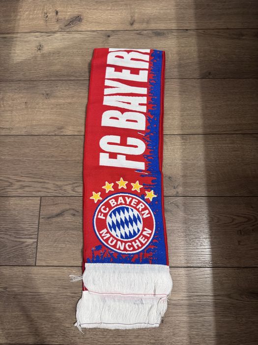 Fular Fc Bayern si caciula Chelsea