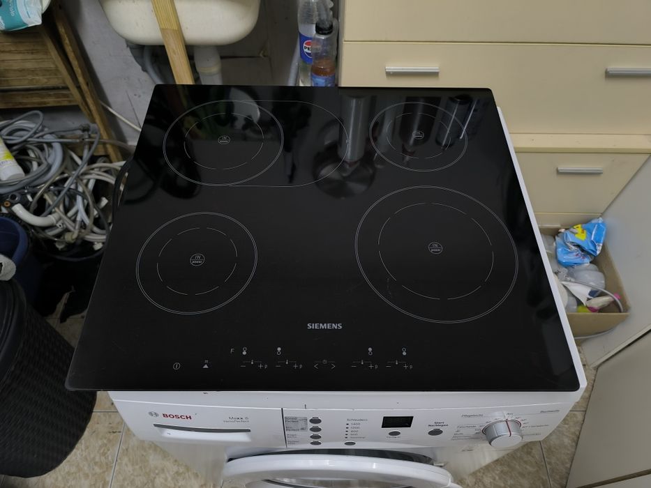 Индукционен плот Siemens EH775002