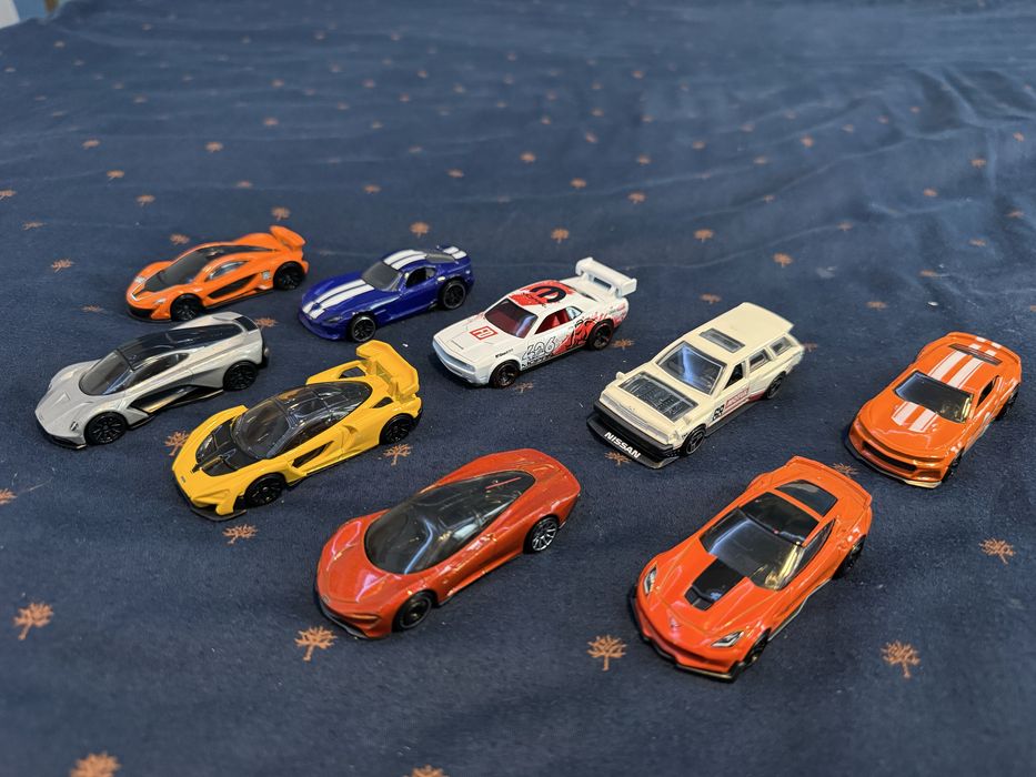 Hot Wheels колички