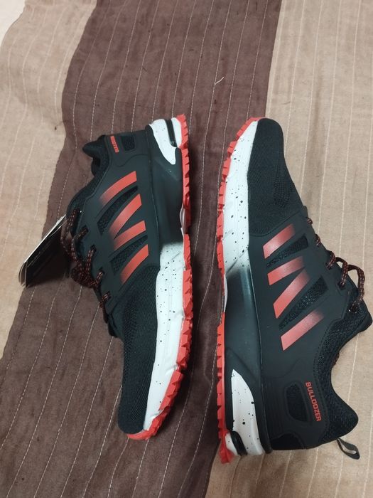 Маратонки Булдозер