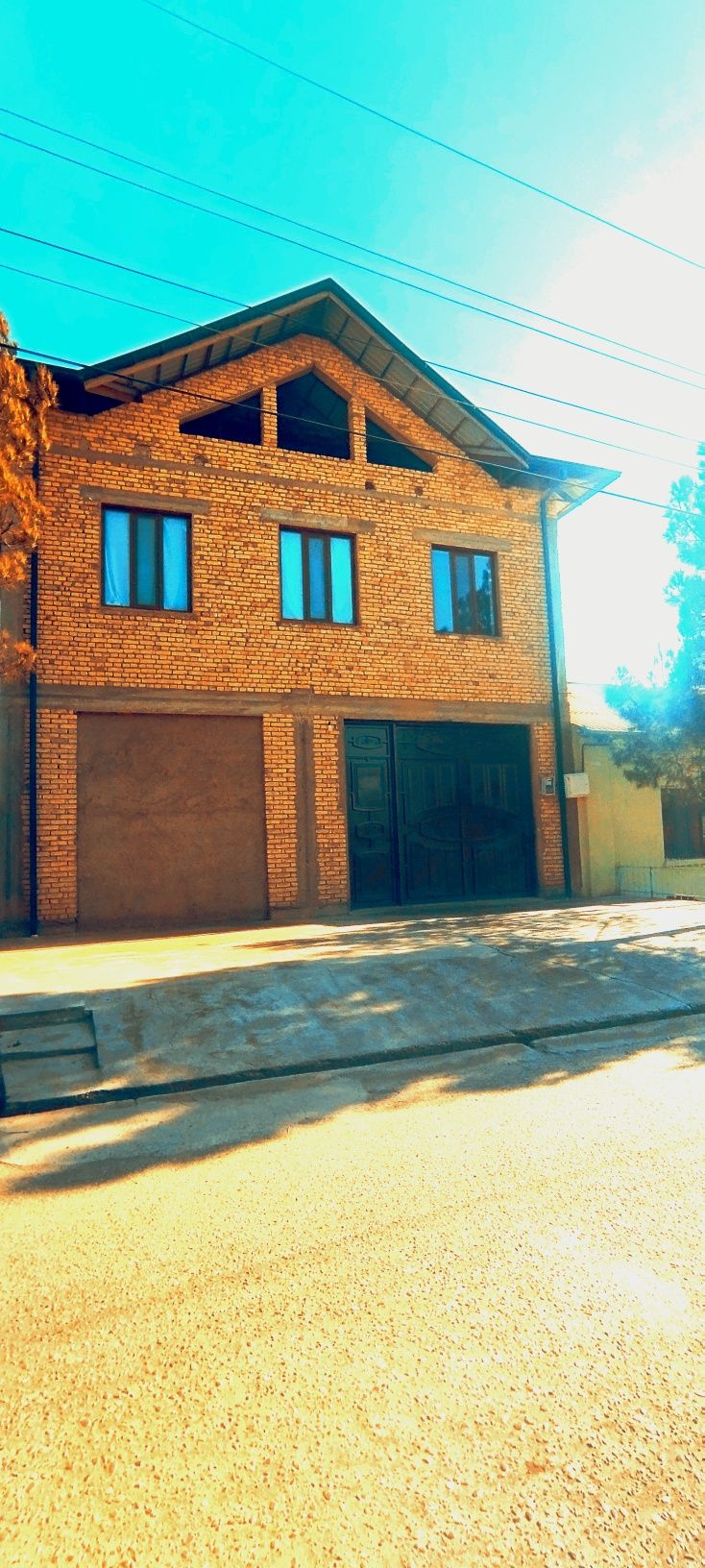 Yangi xovli Sotiladi