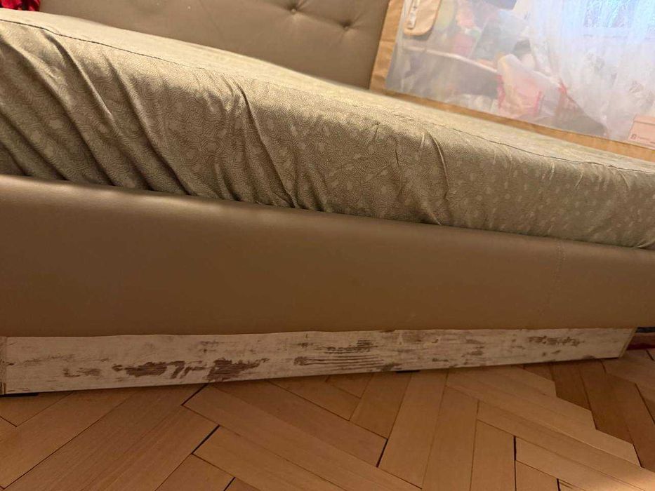 Pat dormitor tapitat 160/200