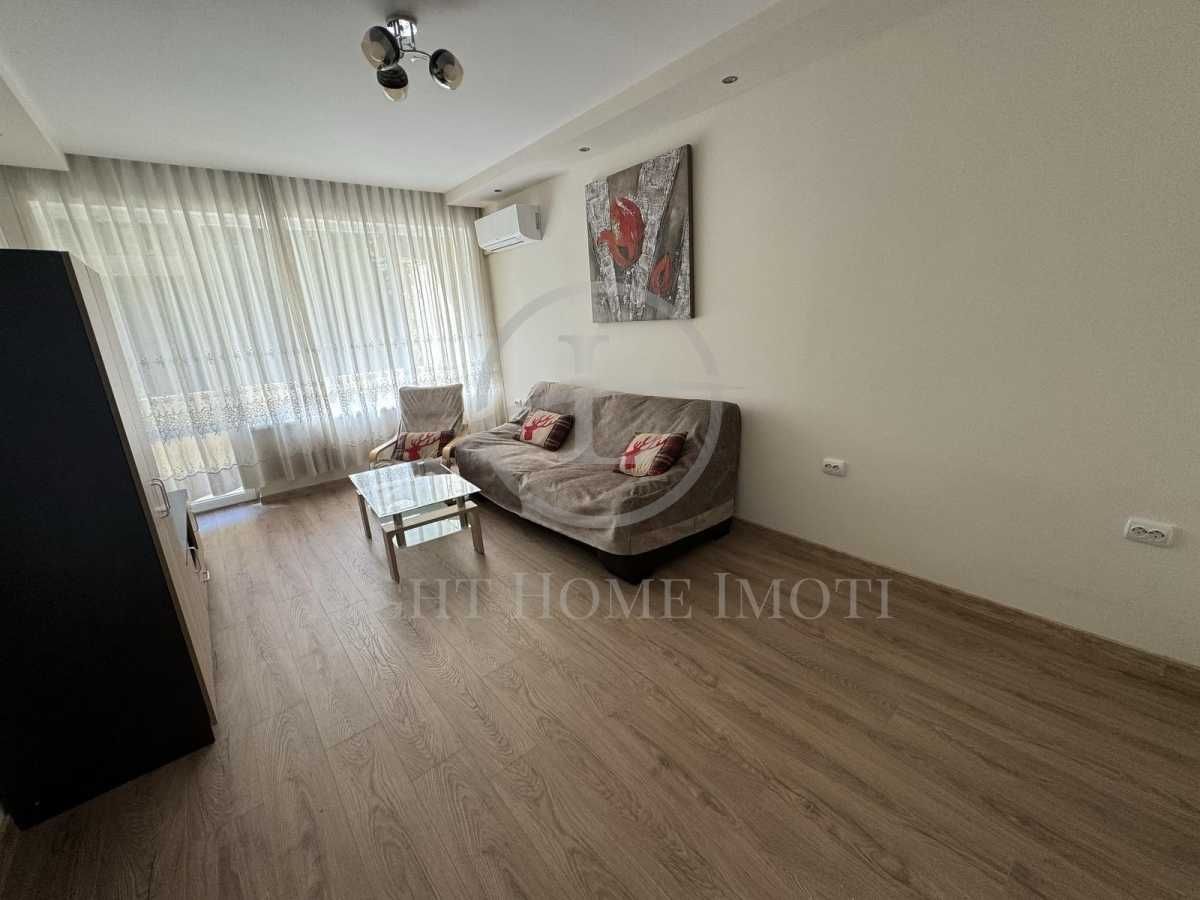 Продава се Тристаен апартамент в Пловдив, Център - 120 кв.м за 1984 €/кв.м - Снимка #3